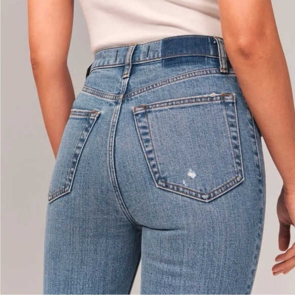 Abercrombie & Fitch 90s Slim Straight Ultra High Rise Jeans Size 26/2 Curve Love - Picture 2 of 9